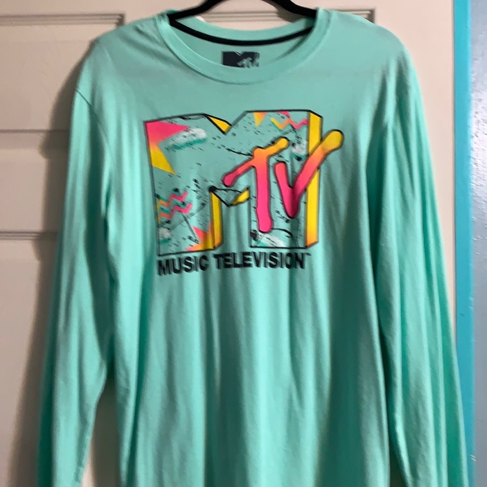 MTV long sleeve tee